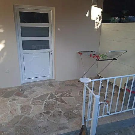 Palm-tree Lägenhet Arkoudi