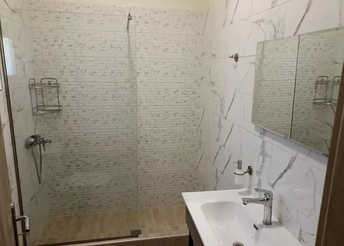 Apartment Palm-tree *